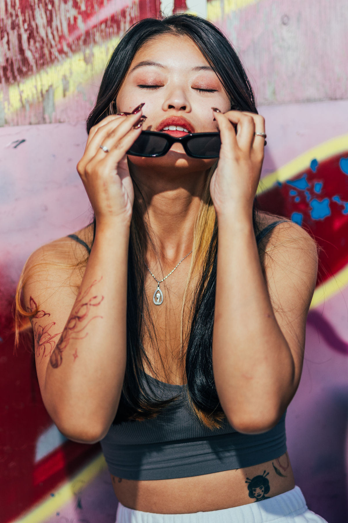 Loading... just a sec